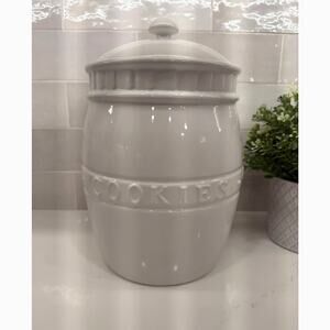 White Cookie Jar‎ Boston Warehouse